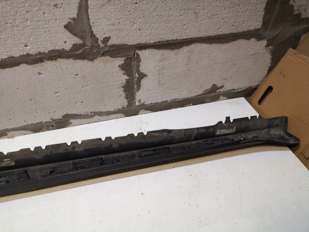 фото №8, Молдинг порог правая audi rs4 8w9 b9 rs 4 18-