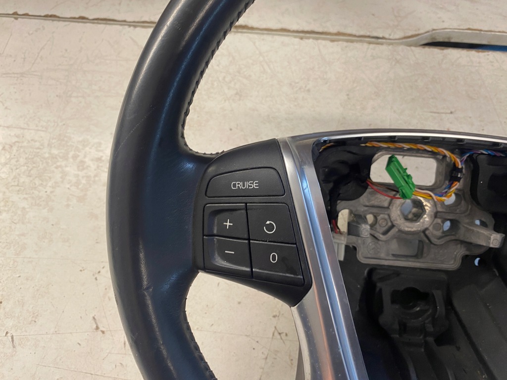 фото №7, Volvo v70 iii воздуховод кожа multi p31271093