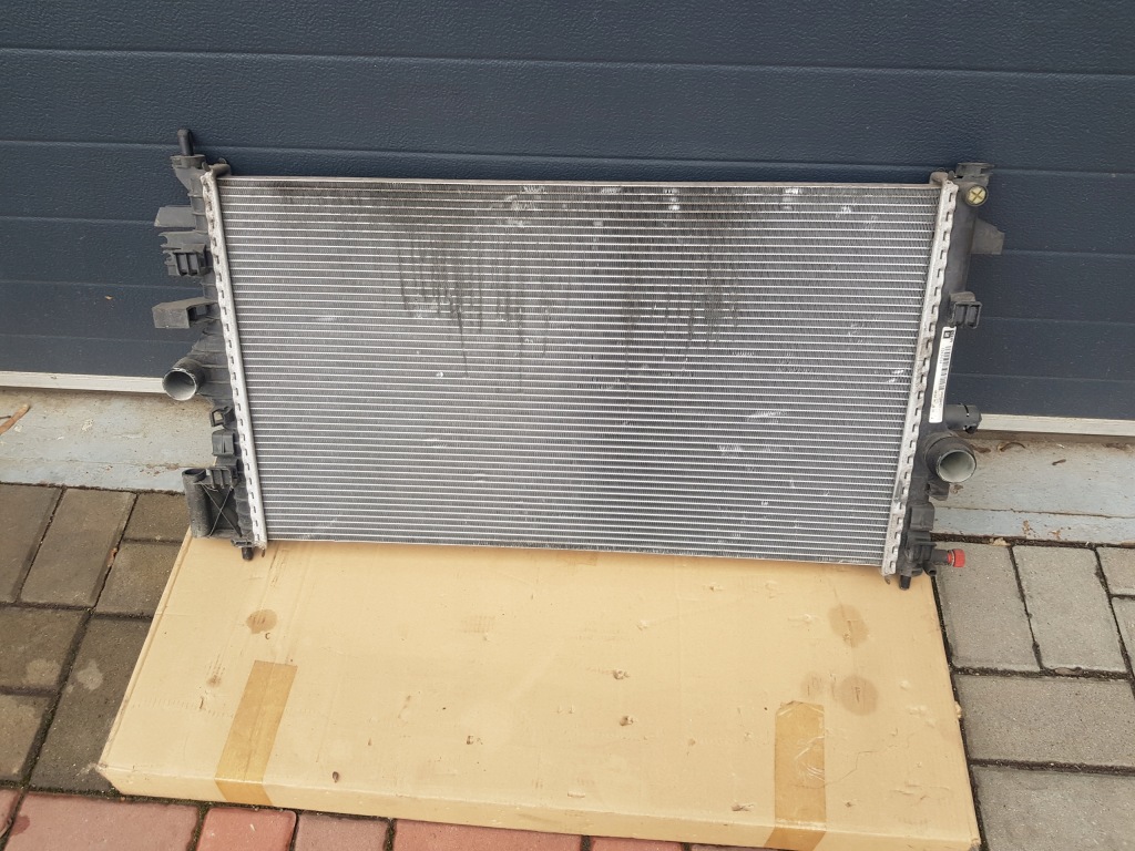 Купить Радиатор воды жидкость opel insignia a 1 1 рестайлинг  fl