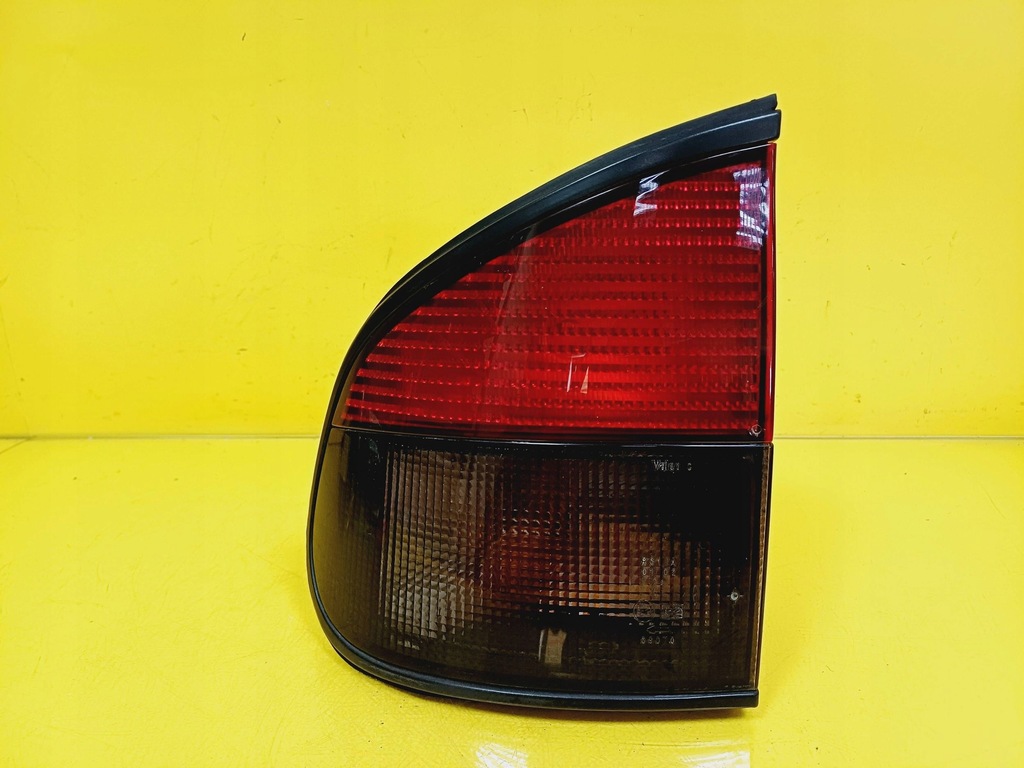 фото №1, Лампа левый задняя renault safrane 92-00r sedan nr453