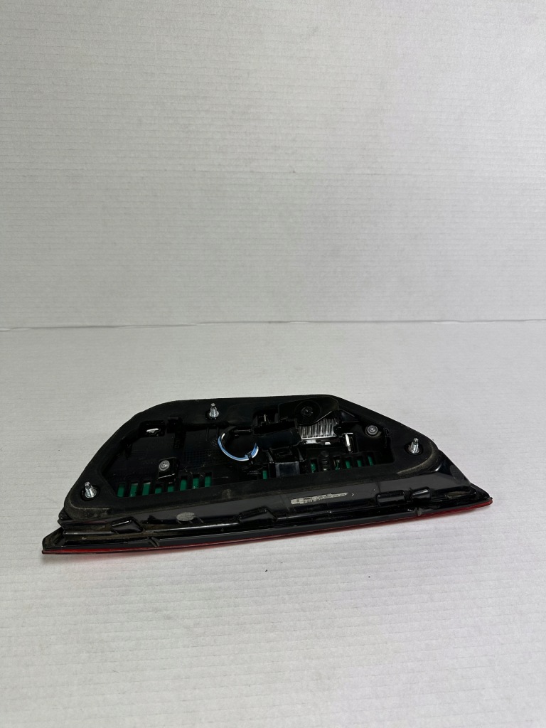 фото №3, Leon iii lift kombi лампа ліва задня led w кришка