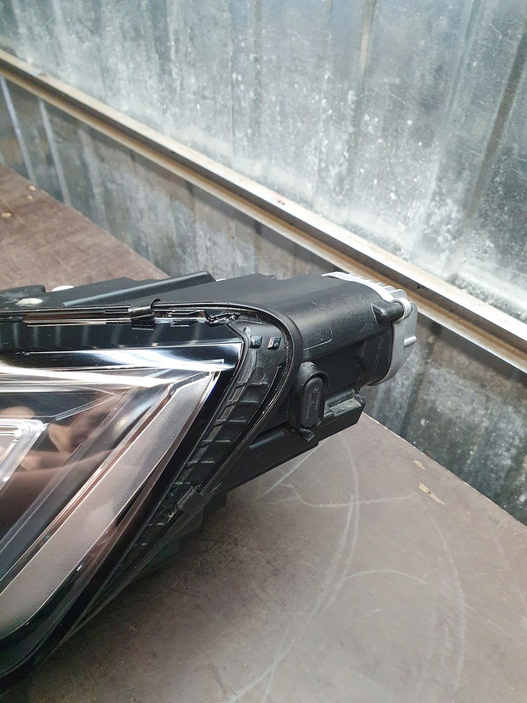 фото №7, Лампа перед левая full led audi a4 b9 8w0 2016-2019