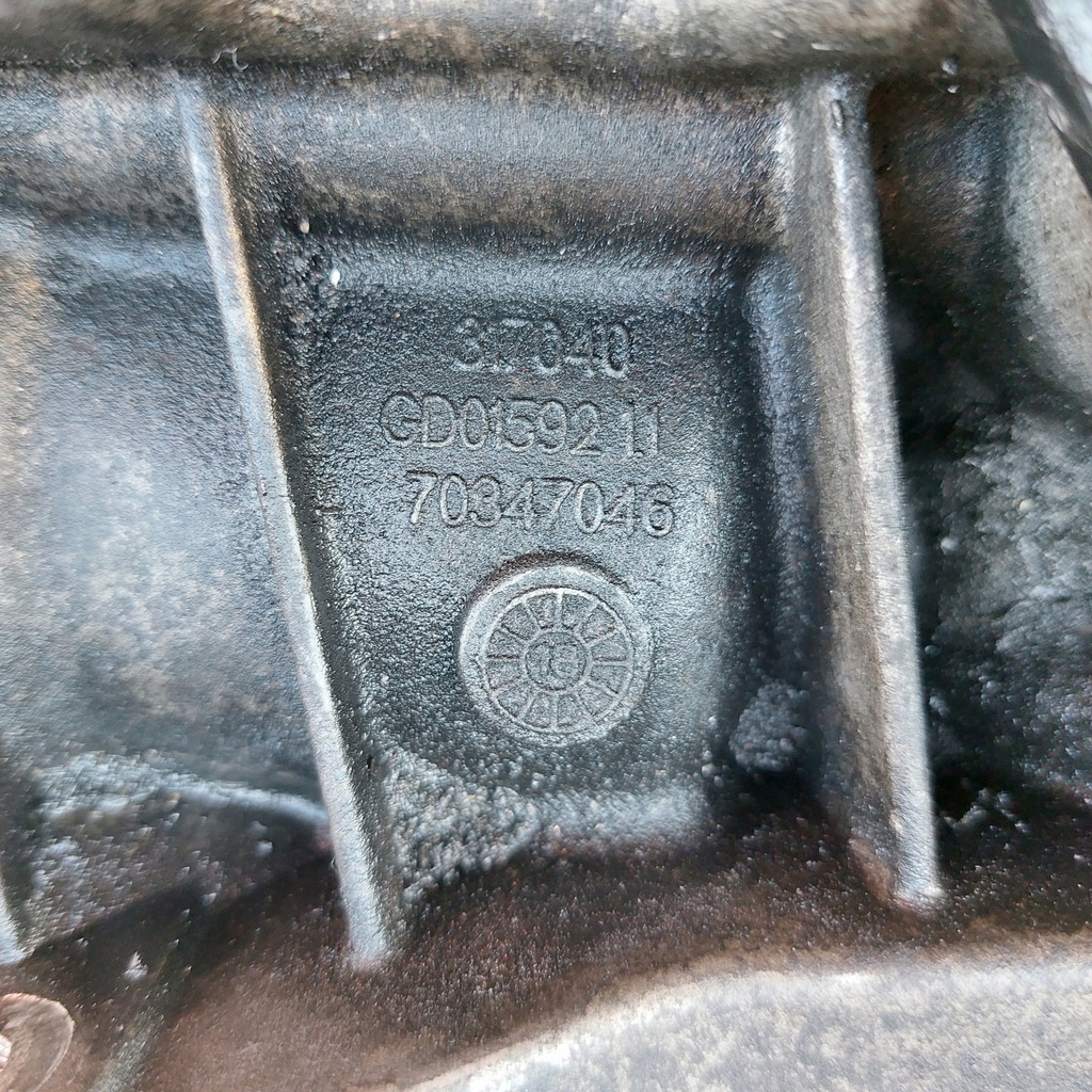 фото №7, Renault master iii iv 22r основа фільтра оливи 70347046 eu