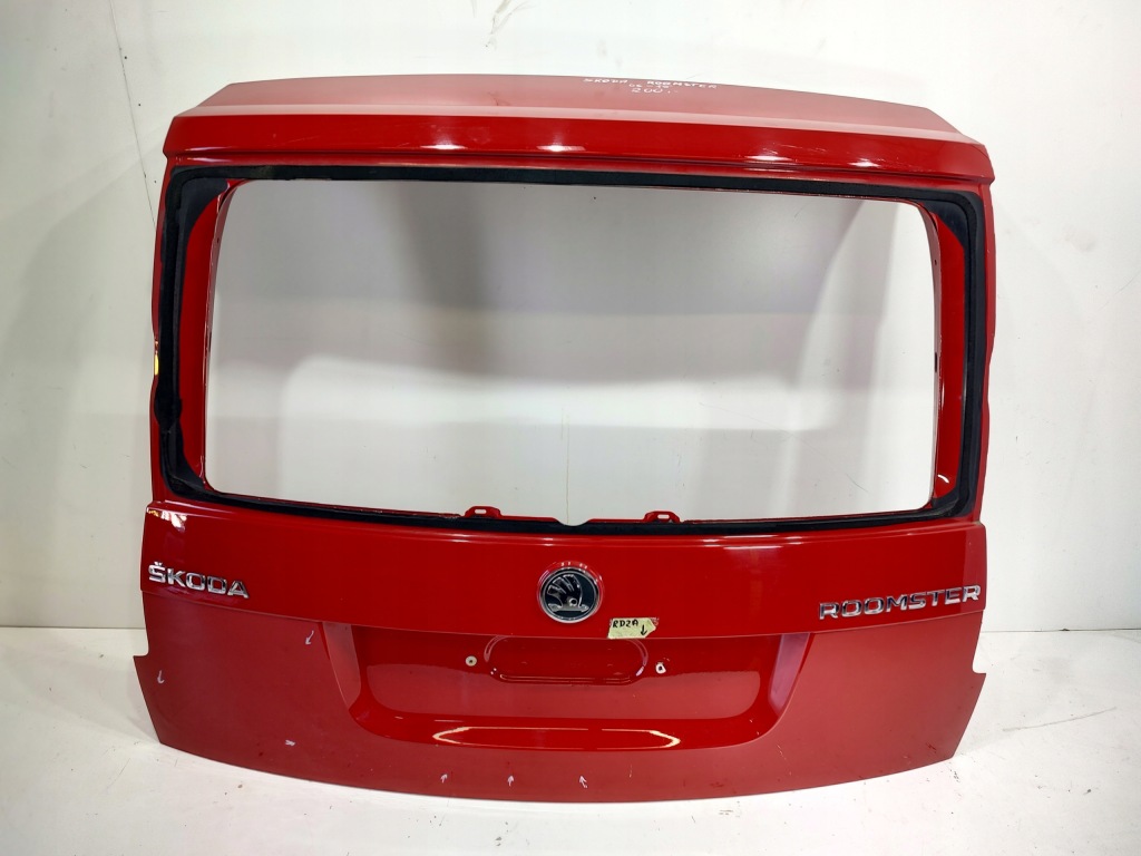 фото №1, Крышка багажника багажника skoda roomster 06-15 czerwona