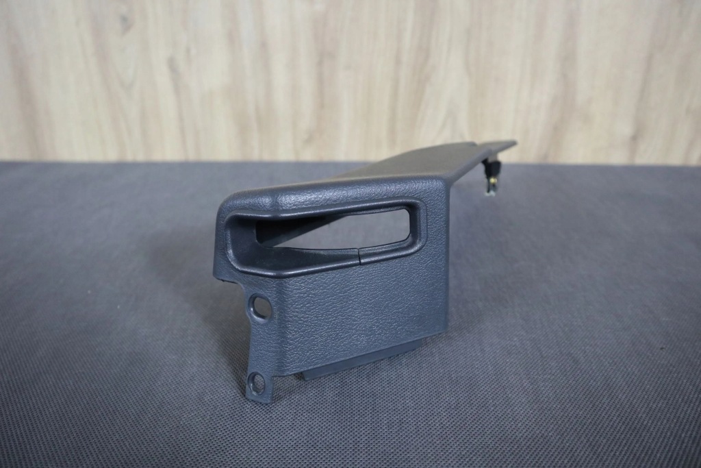 фото №1, Mercedes slk r170 lift защита стойка правая накладка поперечина 1706903425