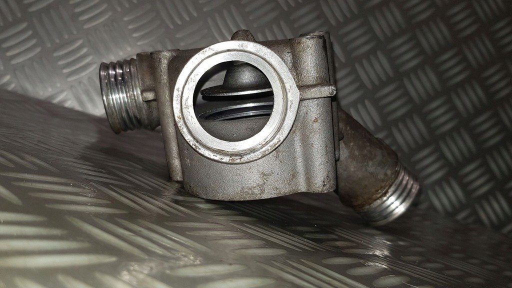 фото №9, Bmw m3 e46 z3 z4m e85 3.2 s54 корпус термостата труба насоса wody патрубок