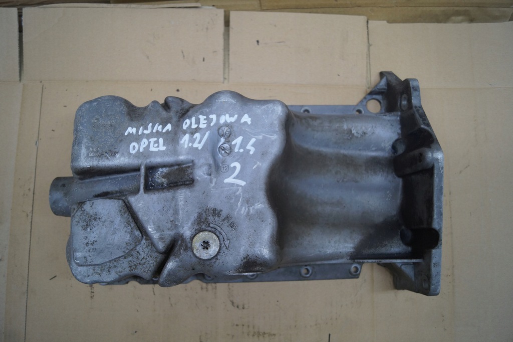 фото №13, Поддон масляная 1.4 1.2 astra j 55562729 55568035