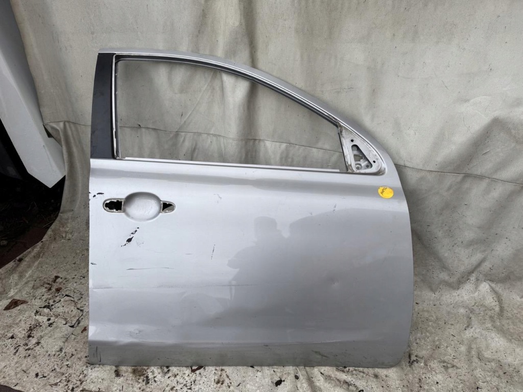 фото №1, Дверь правое перед nissan micra k12 03- 5 дверь