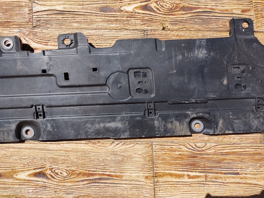 фото №4, Volvo v60 18r- защита подвеска правая