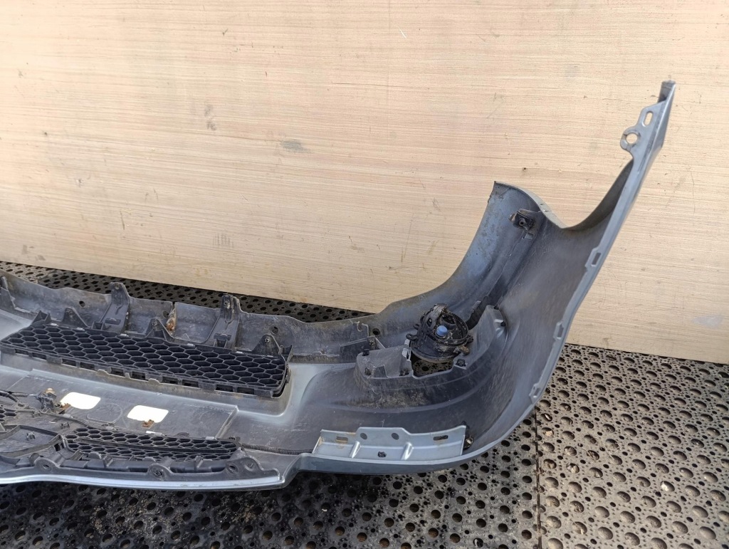 Toyota corolla verso 2 рестайлінг  бампер перед протитуманна фара pdc 1f8 Ціна