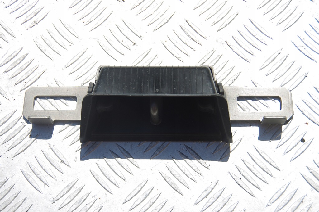 фото №1, Засувка замка кришки багажника polestar 2 ii 32239635