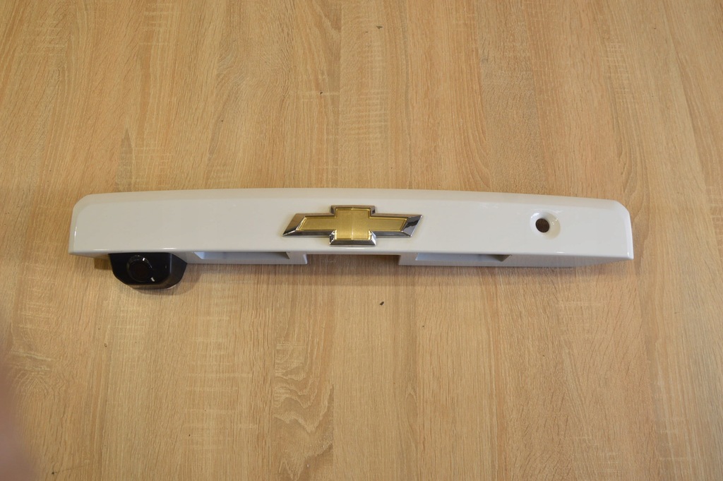 фото №1, Накладка крышки chevrolet captiva lift gaz