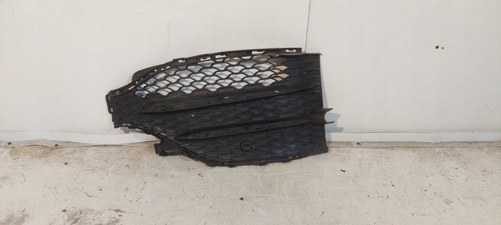 фото №1, Mercedes gle w167 левая решётка боковая бампера amg