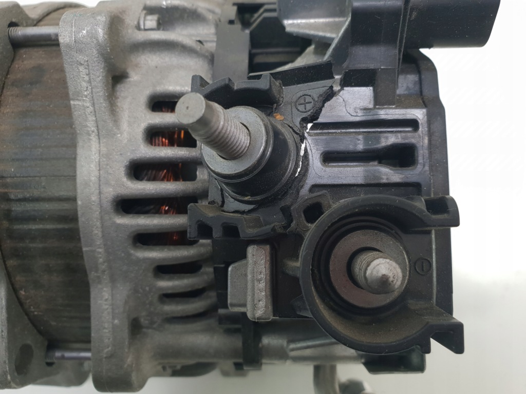 Bmw g20 g21 g30 генератор 8490438 Киев