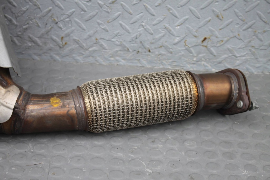 Катализатор catcz095 11516617 10859447 mg hs ii 1.5 turbo 170km 24- с Разборки