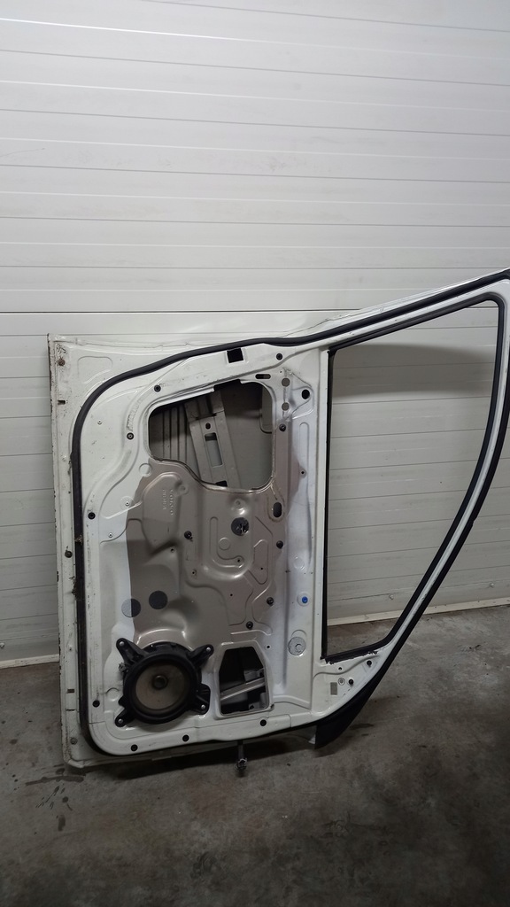 фото №14, Двері ліва перед volvo xc70