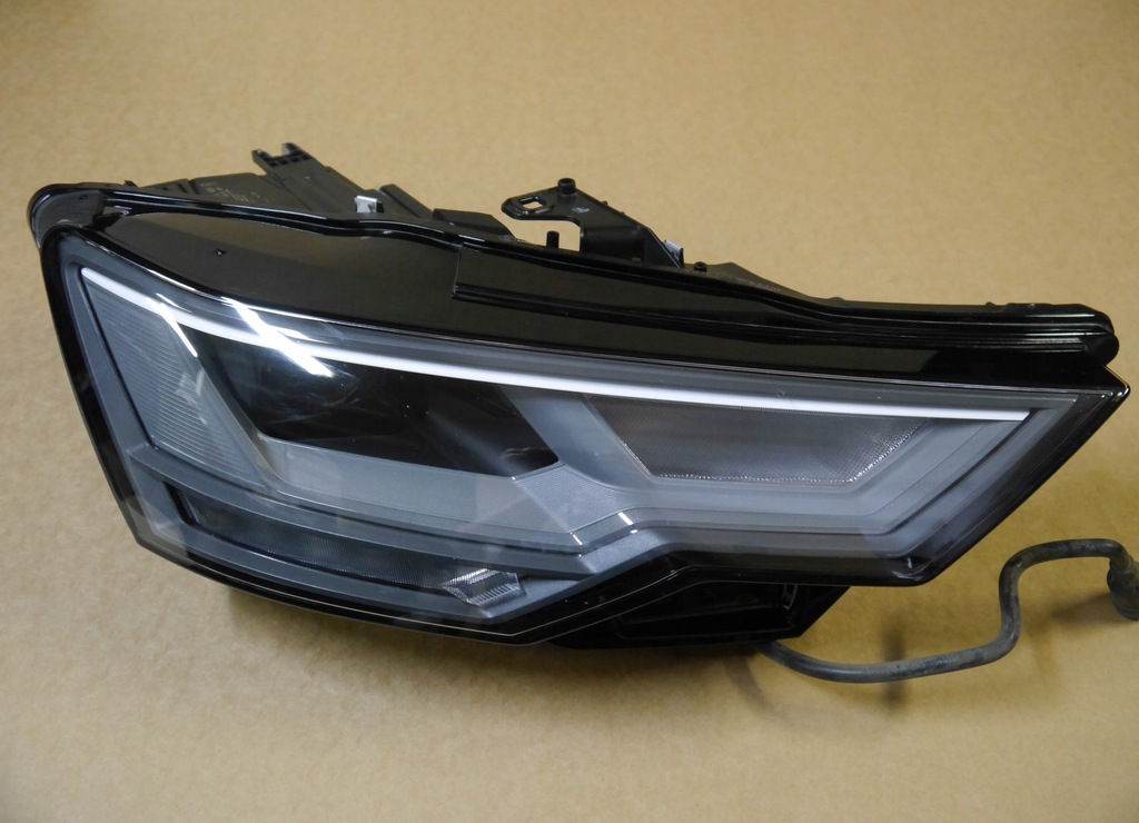 фото №1, Audi a6 c8 лампа full led права 4k0941034c