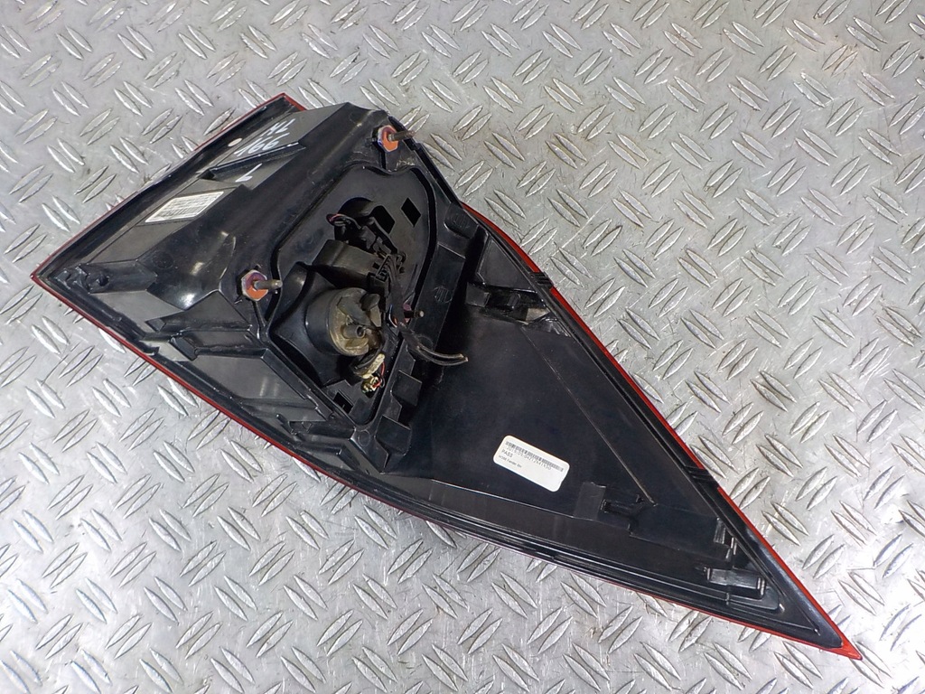 фото №7, Mercedes-benz оригінальний номер a1669063301 лампа задня комбінована