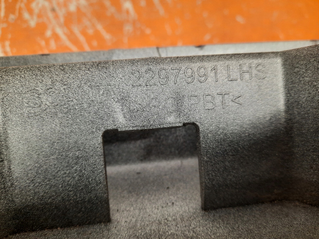 фото №5, Scania r 04- молдинг крила перед правий 2297991