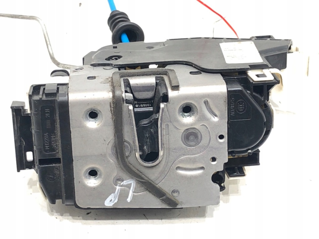 Купити Замок двері лівий перед mercedes w176 хетчбек a1667200135 12-18