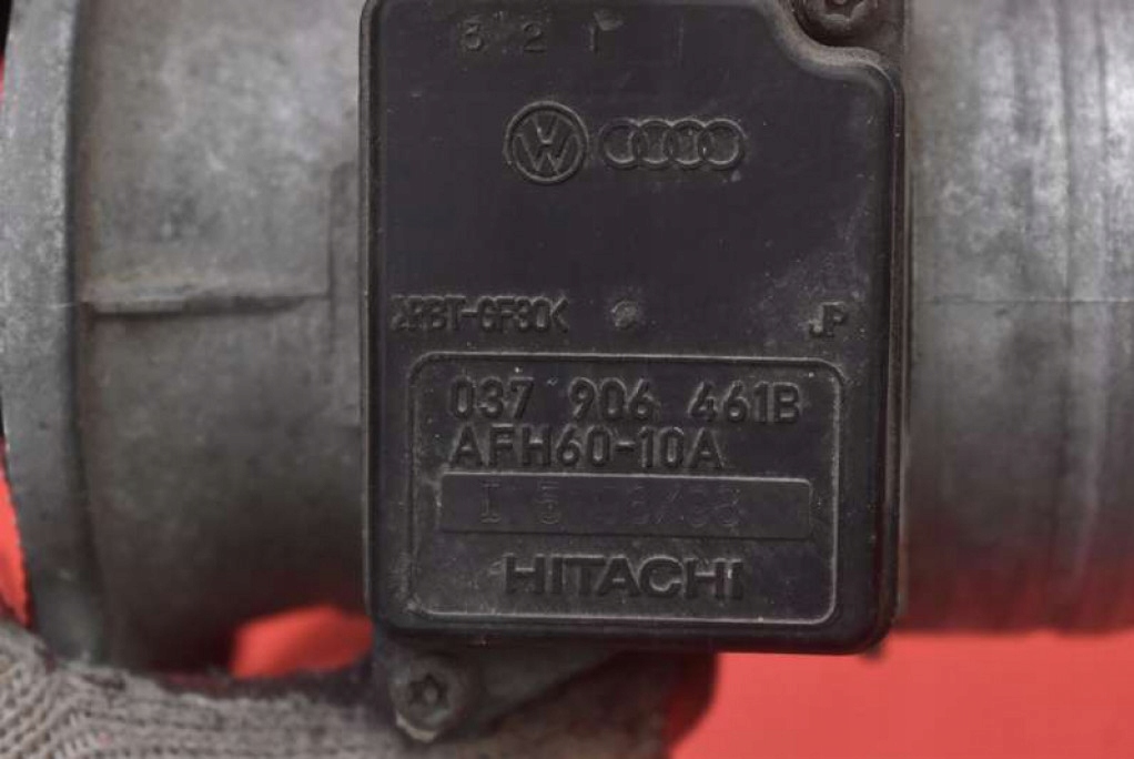 Расходомер 037906461b audi a4 b5 1.6 8v 101 km 94-99 с Разборки