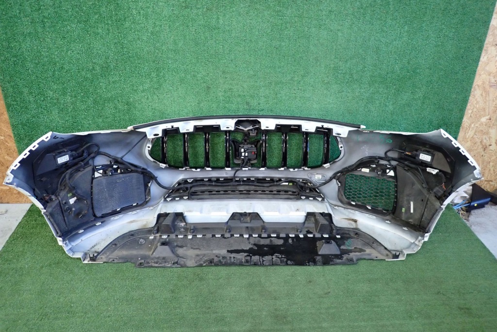 Бампер передний перед maserati grecale m182 modena 6x pdc камера радар Оригинал