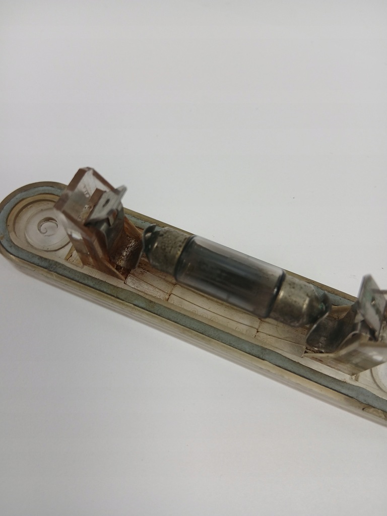 фото №8, Лампа освещение номерного знака регистрационный крышка багажника mercedes w124 1248200256