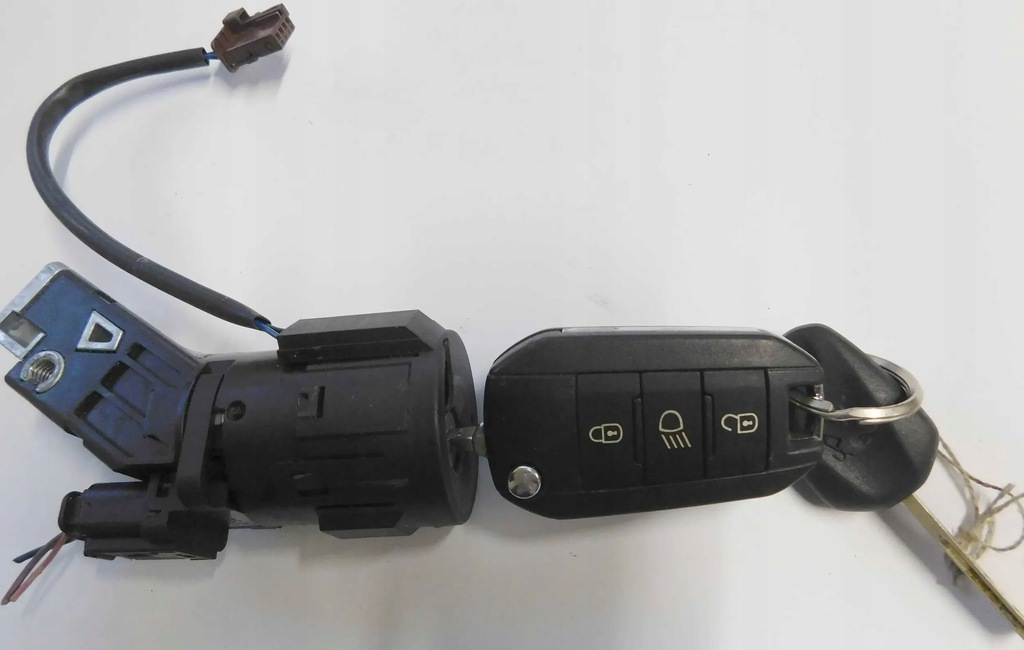 фото №1, Peugeot 208 12-19 замок запалювання ключ 96762547