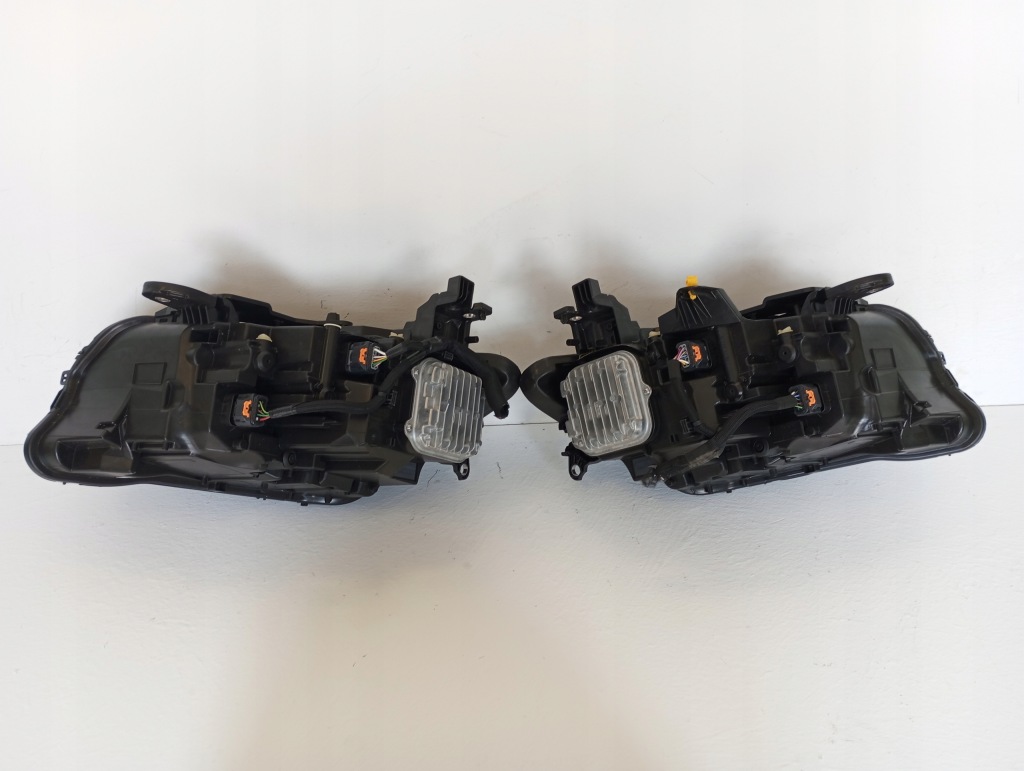 Фара ліва full led peugeot 308 t10 408 9859662180 в Україні