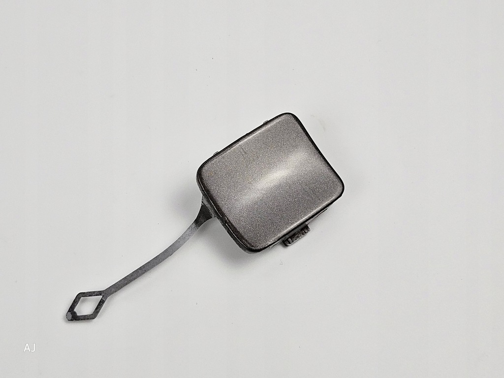 фото №1, Audi a3 8v sportback заглушка фаркоп задня 8v4807441 вживаний oryg.