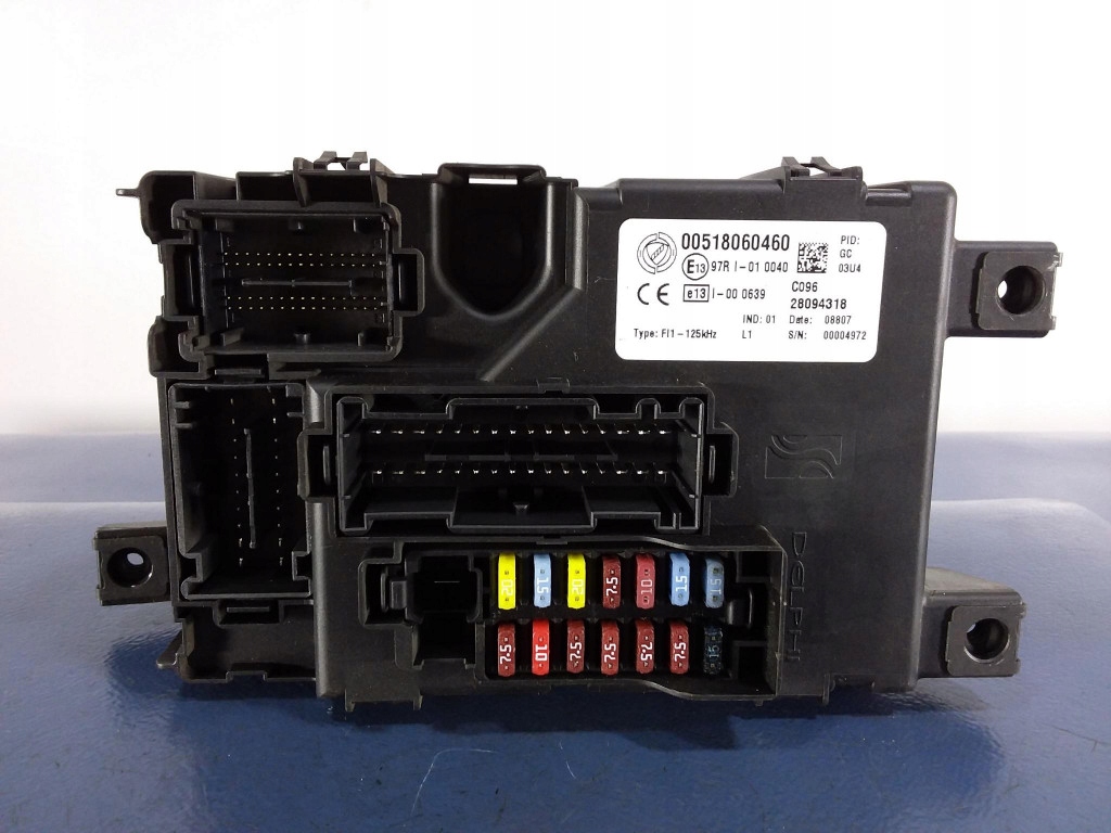 Купити Fiat grande punto коробка запобіжників модуль bsi 00518060460