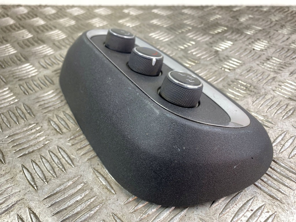 2019 dodge durango панель кондиционера 68368988aa с Разборки