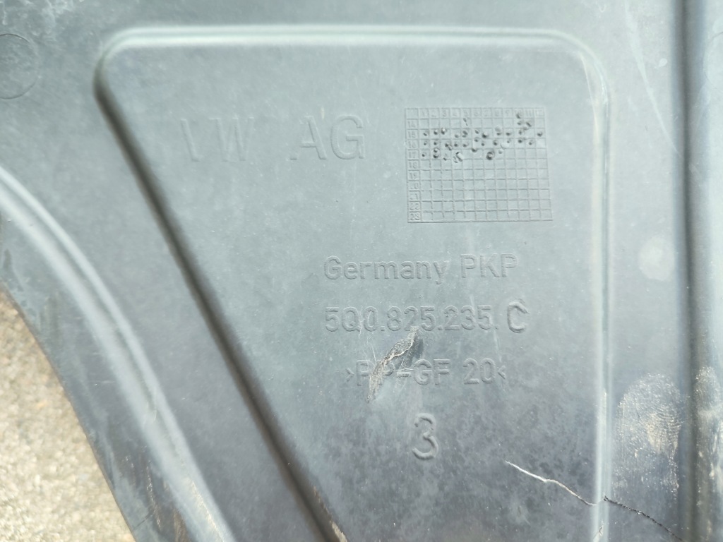 Накладка плита двигателя нижняя vw golf 7 vii Киев