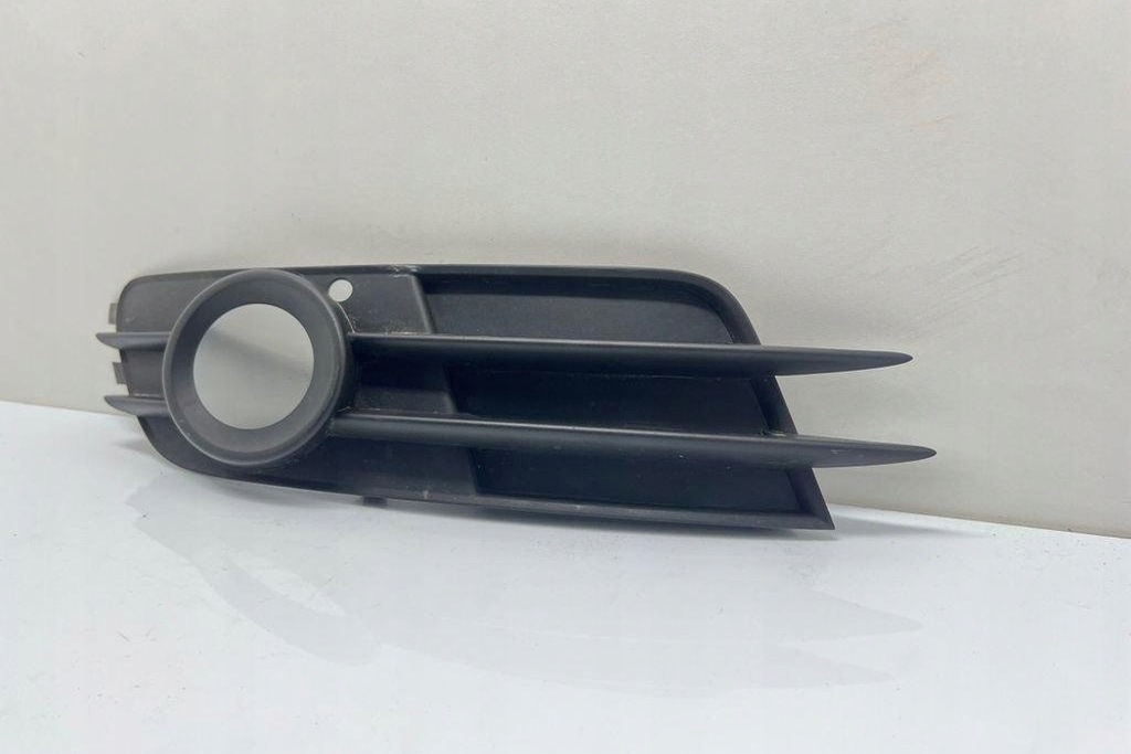 фото №7, Решётка бампера средняя audi 4g0807681a 3.0l дизель 2011