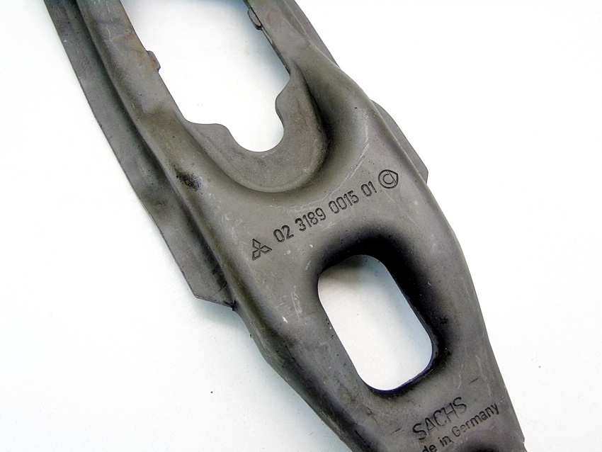 фото №6, Кронштейн зчеплення 1.1 1.3 colt vi smart forfour