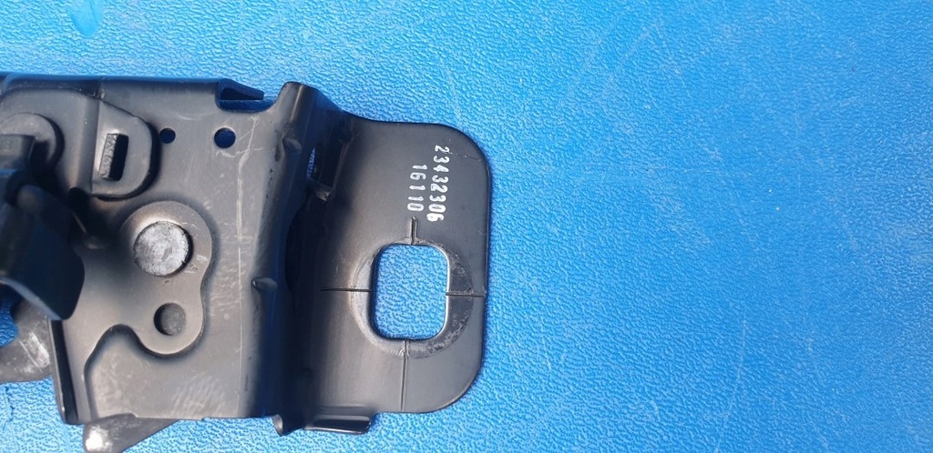 фото №6, Замок засувка капот кришки chevrolet corvette c7