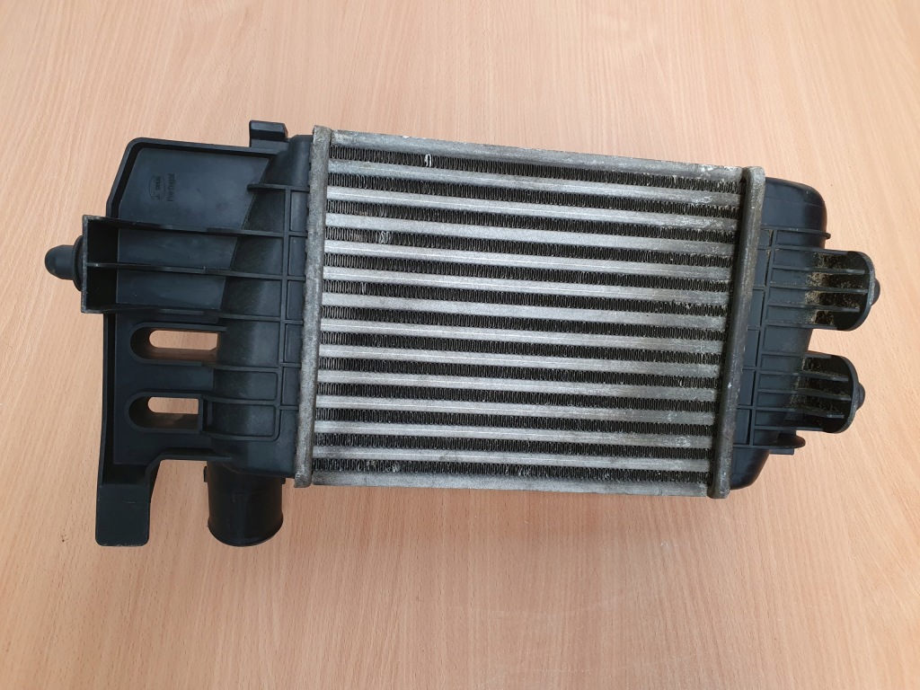 Интеркулер радиатор 1830701439 toyota yaris 1.4d Киев