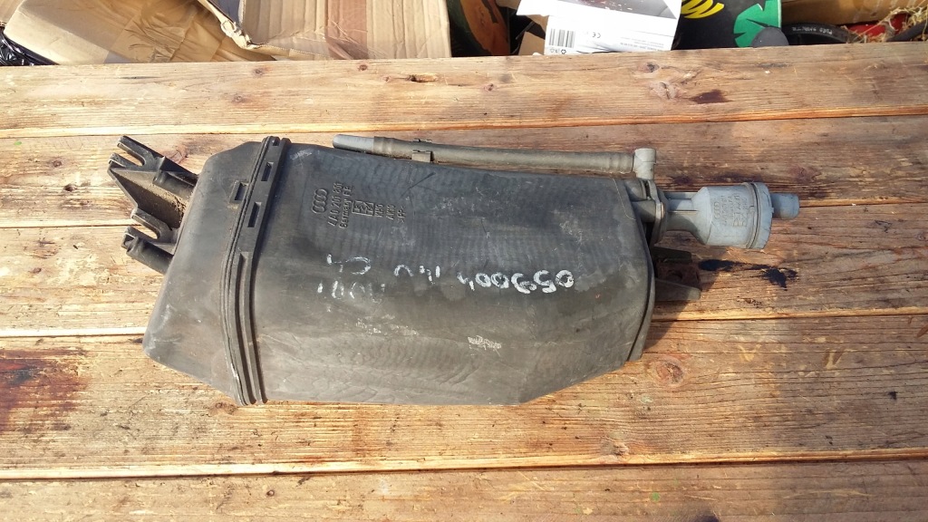 Купить Фильтр угольный audi 100 c3 c4 4a0201801