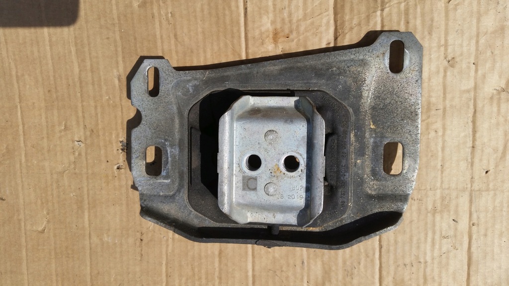 фото №1, Кронштейн подушка коробки peugeot citroen