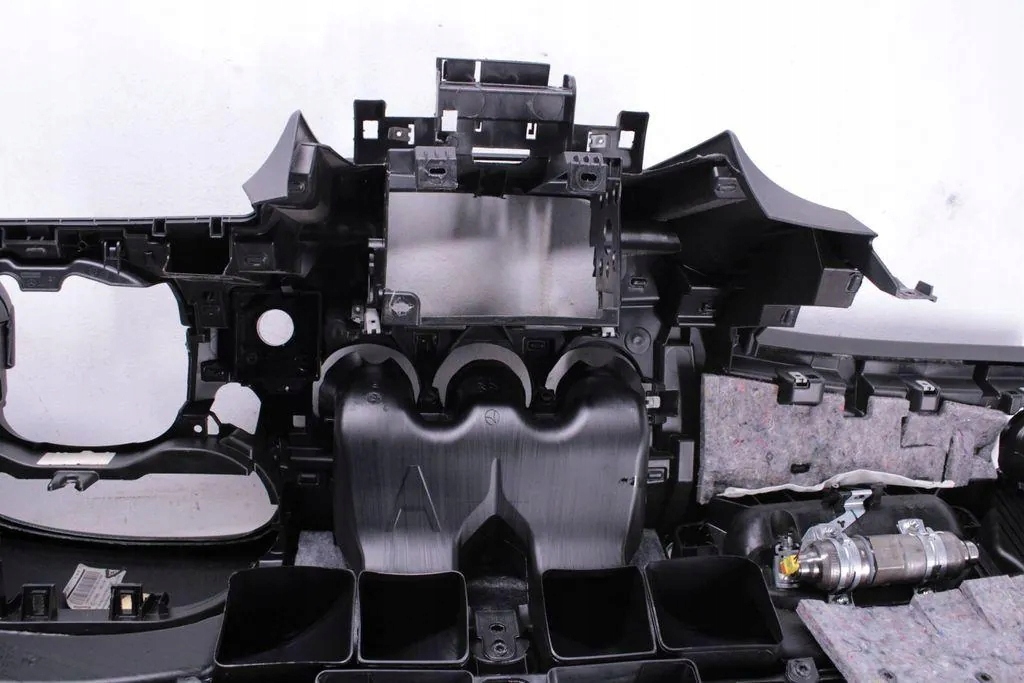 Панель приладів приладова, панель приладів mercedes-benz cla купе c117 a1768011013 2.0l Київ