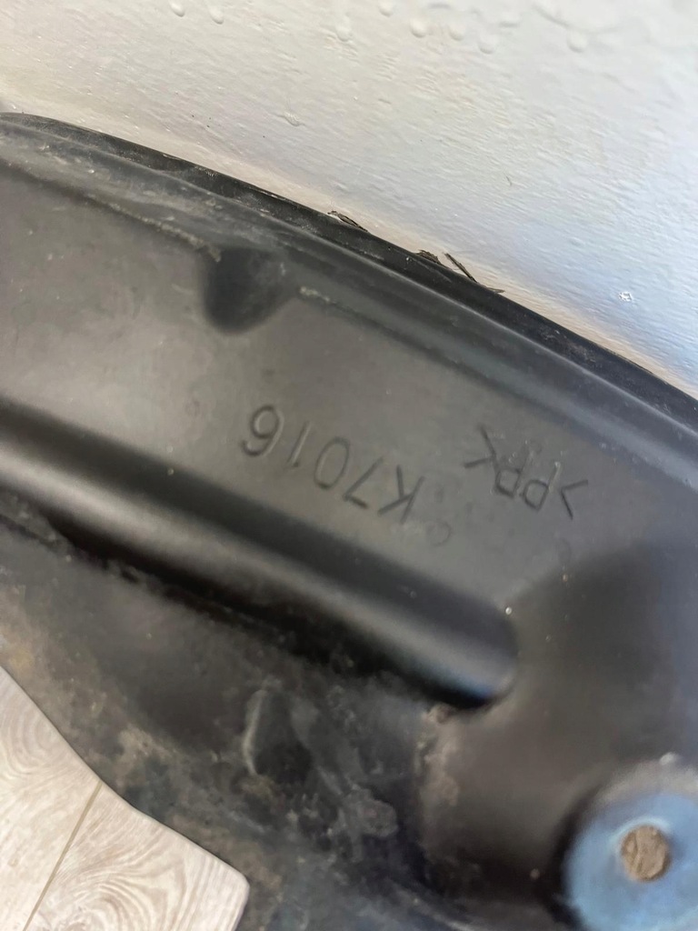 фото №5, Подкрылок правое передние правый перед mazda 2 ii