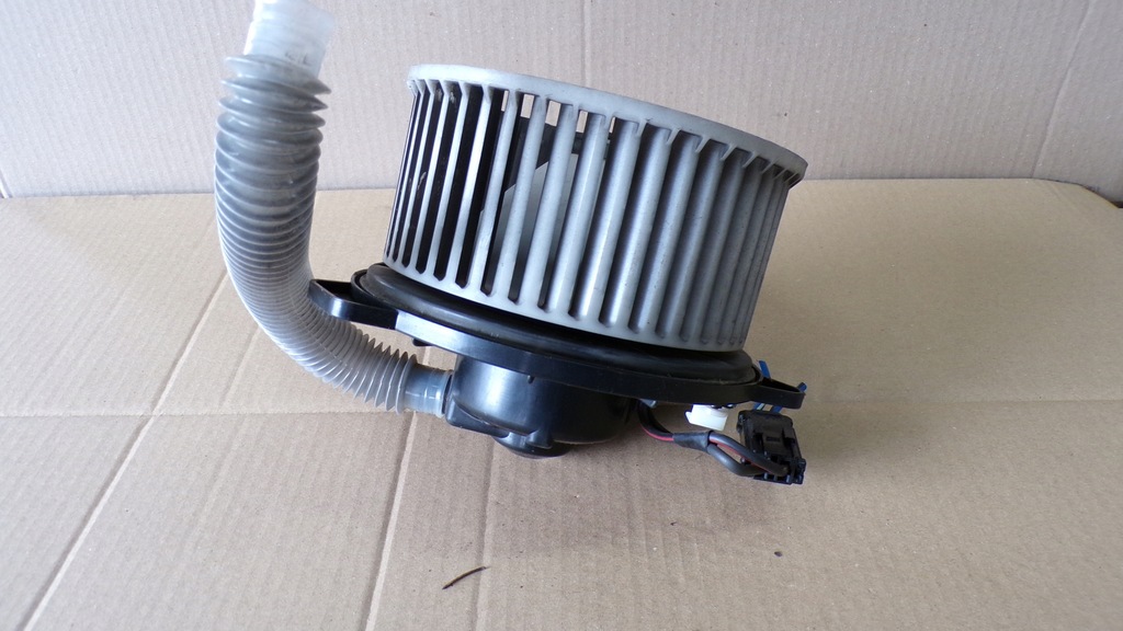 фото №8, Mazda premacy 1.8 16v воздуходувка обдув