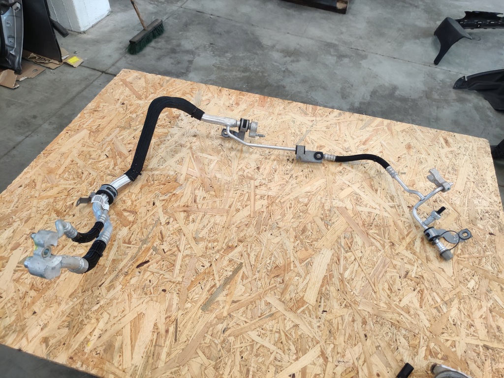 фото №1, Jeep cherokee kl usa шланг кондиционера трубка - новый, оригинальный