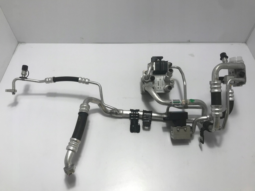 Купити Шланг трубка патрубок кондиціонера кондиціонер kia ev6