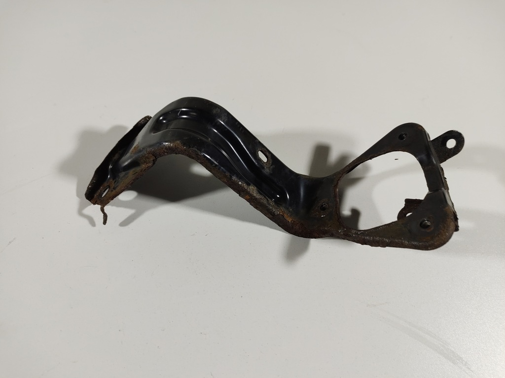 фото №2, Lexus is300h 13r кронштейн кронштейн