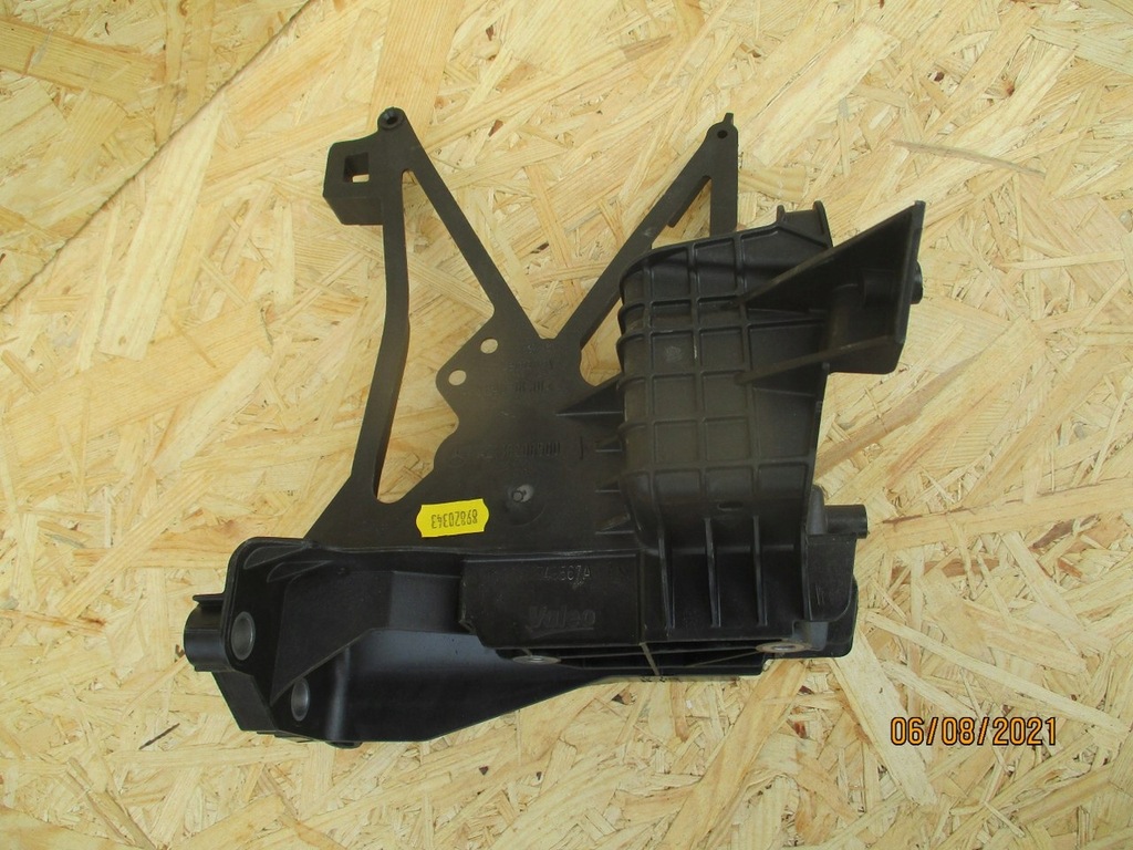 фото №1, Mercedes e-klasa w213 кронштейн правый pas перед