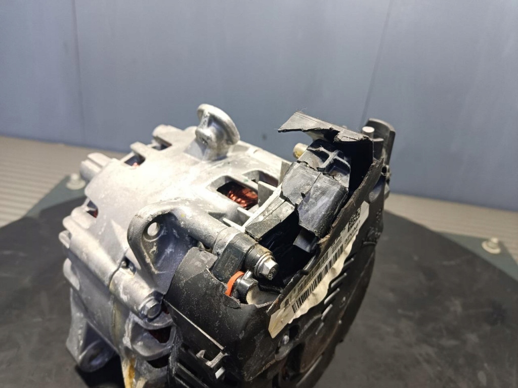 фото №4, Opel astra l 1.6 гибрид генератор 9820080280