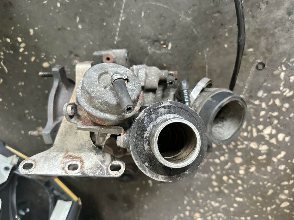 Mercedes a klasa w169 b klasa w245 бензин turbo турбонагнетатель turbo 193km Недорого