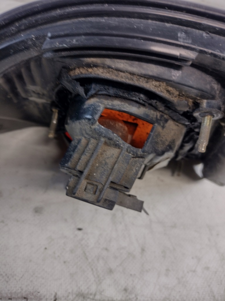 фото №13, Права лампа w крила nissan primera p11 lift sedan оригінальний номер 265509f505