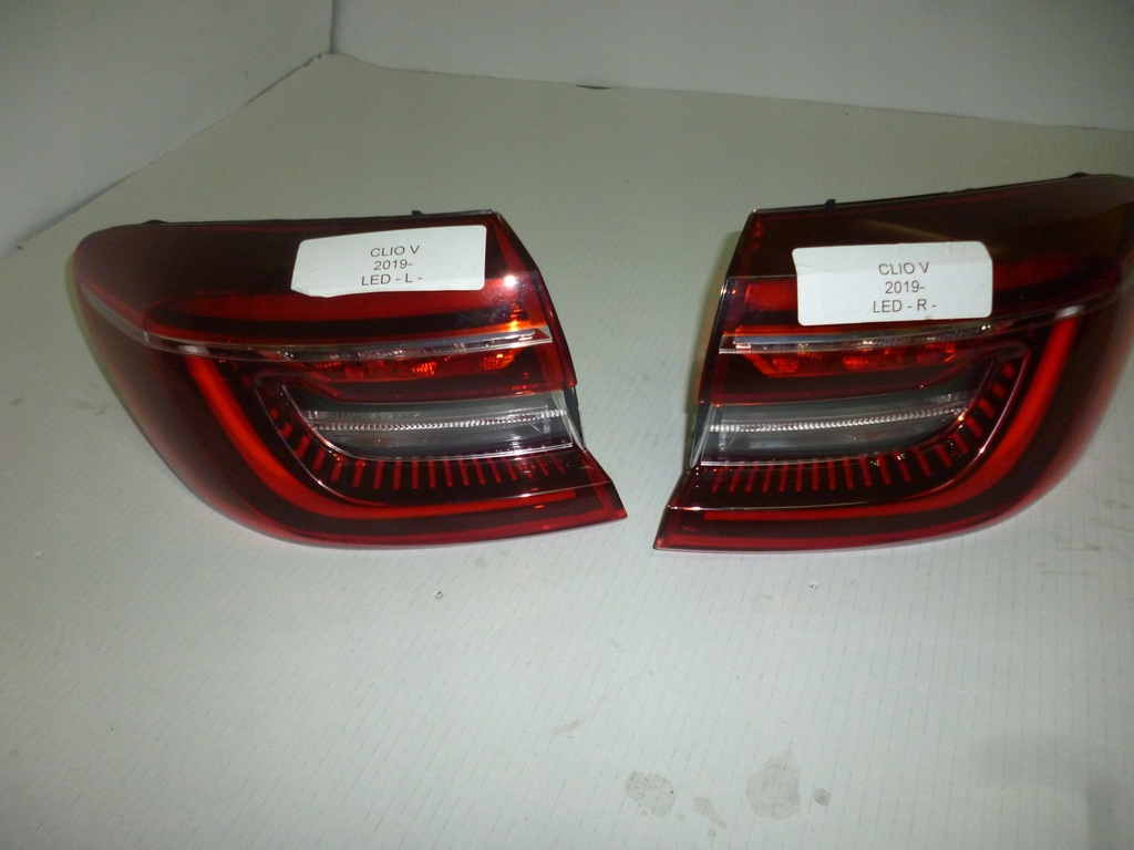 фото №1, Renault clio v 19- лампа задняя задняя rh/lh led